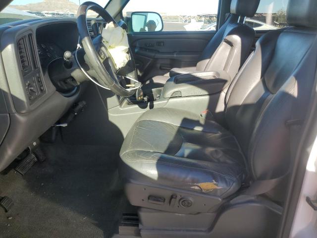 1GCHC23U55F820552 - 2005 CHEVROLET SILVERADO C2500 HEAVY DUTY WHITE photo 7