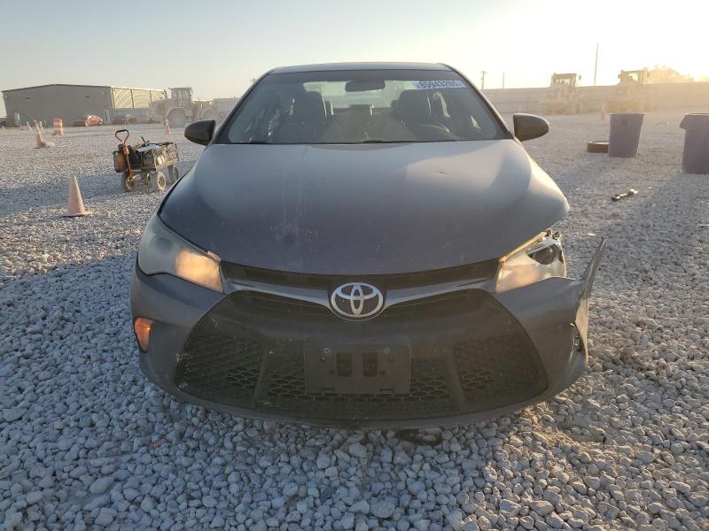 4T1BF1FK7HU665032 - 2017 TOYOTA CAMRY LE CHARCOAL photo 5
