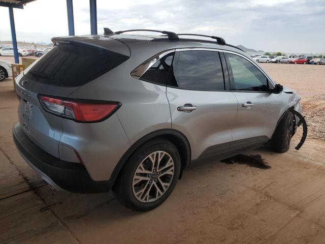 1FMCU0H6XNUB54432 - 2022 FORD ESCAPE SEL SILVER photo 3