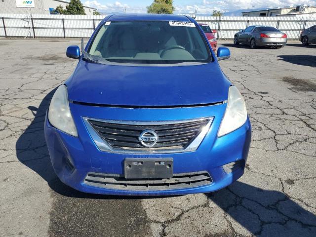 3N1CN7AP2EL804588 - 2014 NISSAN VERSA S Синий фото 5