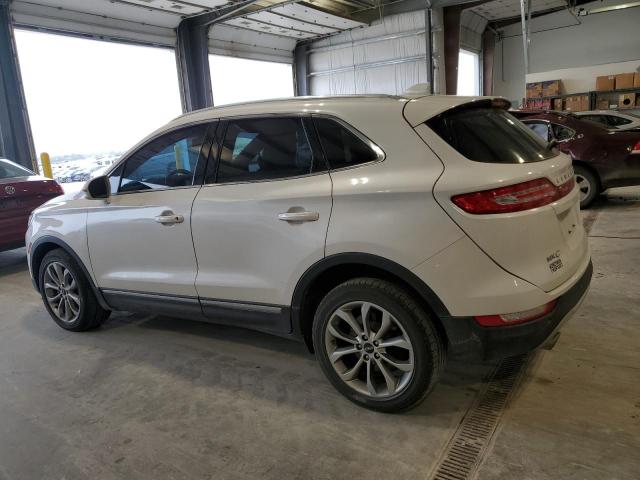 5LMCJ2C95HUL56263 - 2017 LINCOLN MKC SELECT WHITE photo 2