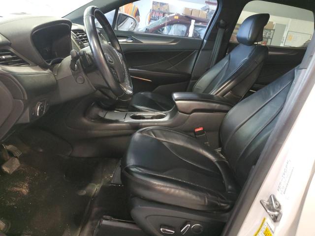 5LMCJ2C95HUL56263 - 2017 LINCOLN MKC SELECT WHITE photo 7