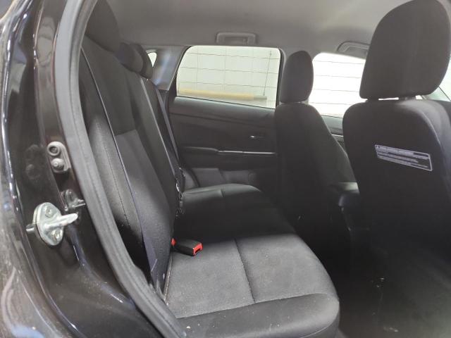 JA4AP3AU1BZ005638 - 2011 MITSUBISHI OUTLANDER ES Czarny zdjęcie 11