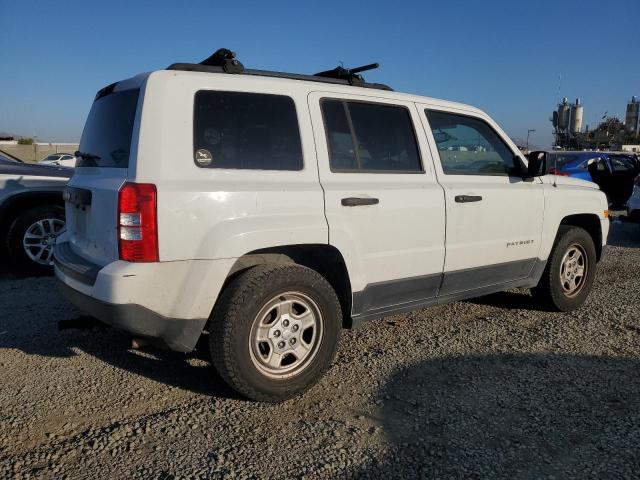 1C4NJPBB9ED853913 - 2014 JEEP PATRIOT SPORT WHITE photo 3