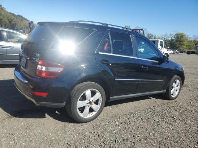 4JGBB8GBXBA688221 - 2011 MERCEDES-BENZ ML 350 4MATIC BLACK photo 3