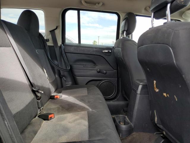 1C4NJPBA8ED723080 - 2014 JEEP PATRIOT SPORT BLACK photo 11