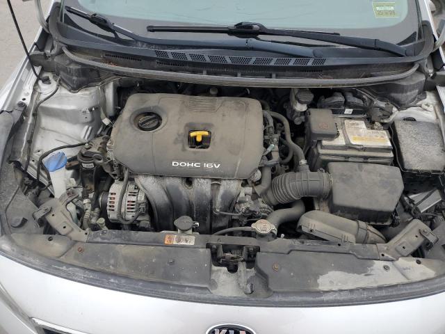 3KPFK4A79JE275723 - 2018 KIA FORTE LX 灰色 照片 11