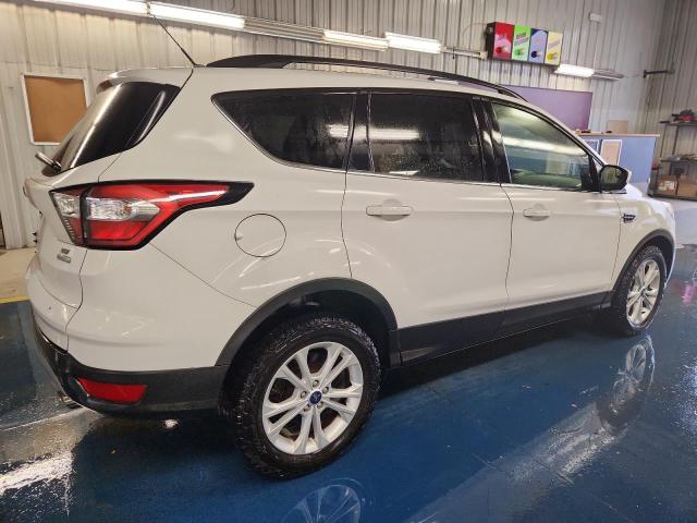 1FMCU0GD8JUB99167 - 2018 FORD ESCAPE SE 白色 照片 3