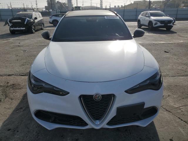 ZASPAKBN8R7D74741 - 2024 ALFA ROMEO STELVIO TI WHITE photo 5