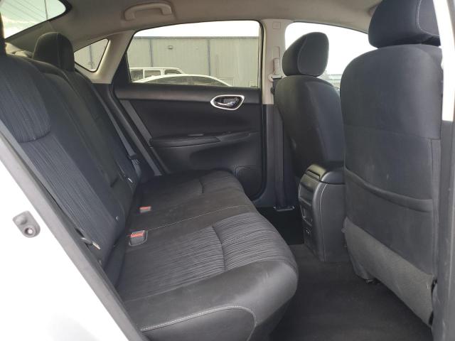 3N1AB7AP1JY218459 - 2018 NISSAN SENTRA S ვერცხლისფერი ფოტო 10