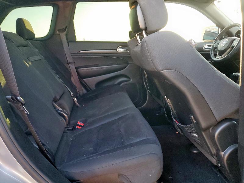 1C4RJEAG2FC915226 - 2015 JEEP GRAND CHEROKEE LAREDO SILVER photo 10