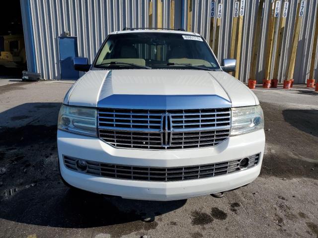 5LMFU28508LJ17509 - 2008 LINCOLN NAVIGATOR WHITE photo 5