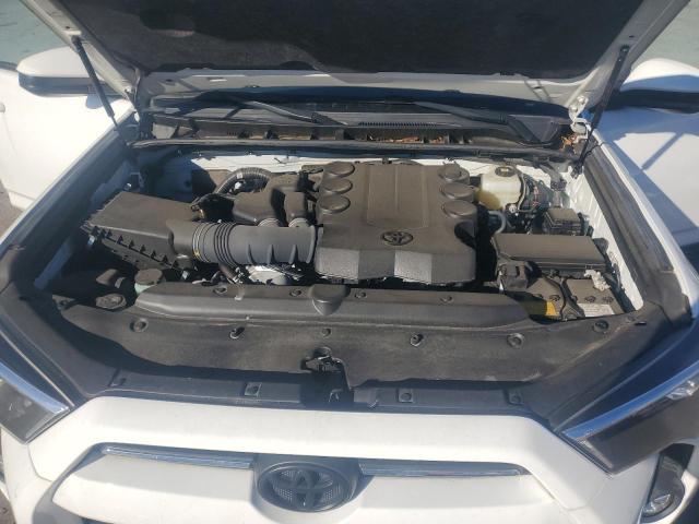 JTEMU5JR5M5927922 - 2021 TOYOTA 4RUNNER SR5/SR5 PREMIUM Beyaz fotoğraf 12