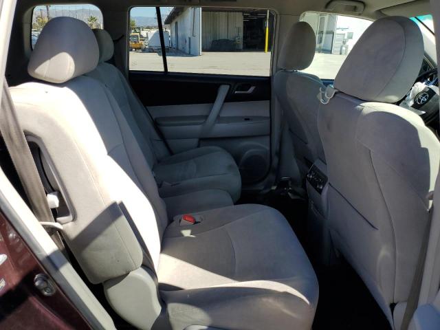 5TDZK3EH4DS106763 - 2013 TOYOTA HIGHLANDER BASE Каштановый фото 11