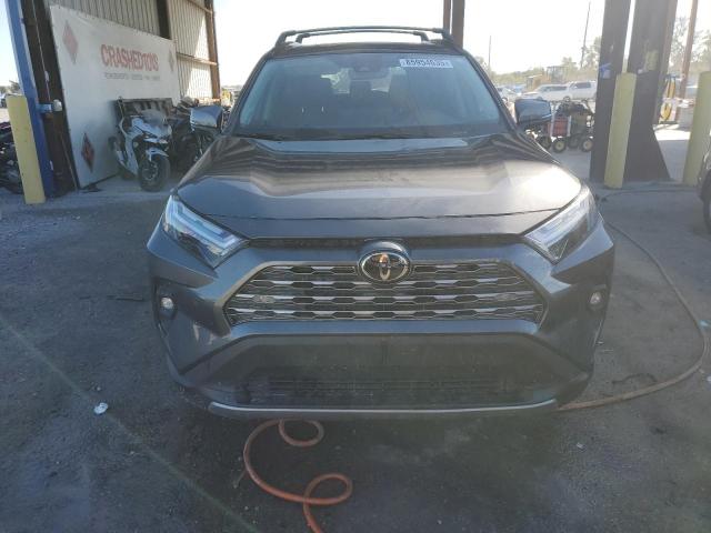 2T3Y1RFV9RC300072 - 2024 TOYOTA RAV4 LIMITED GRAY photo 5