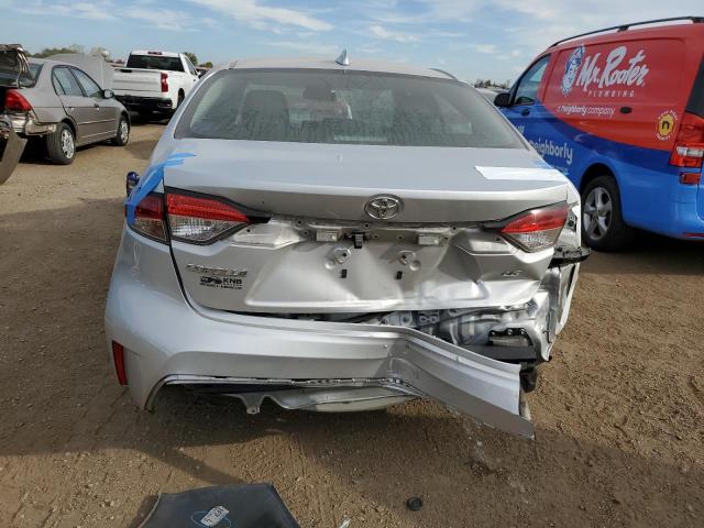5YFB4MDE3PP047159 - 2023 TOYOTA COROLLA LE Argent photo 6