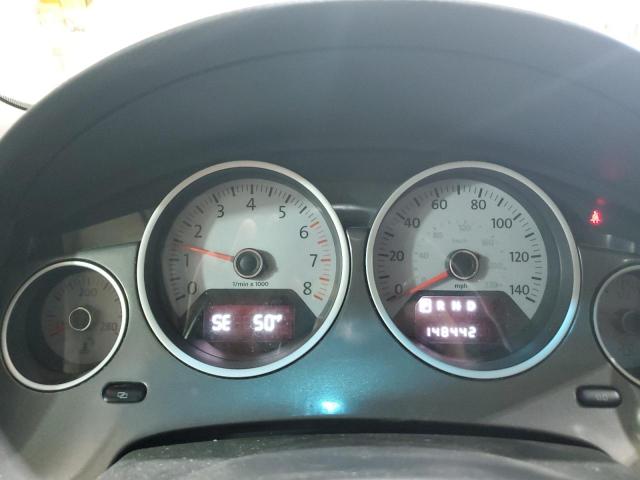 2V4RW3D16AR242489 - 2010 VOLKSWAGEN ROUTAN SE WHITE photo 9