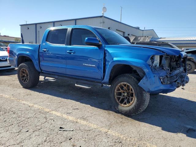 3TMAZ5CN9HM051648 - 2017 TOYOTA TACOMA DOUBLE CAB BLUE photo 4