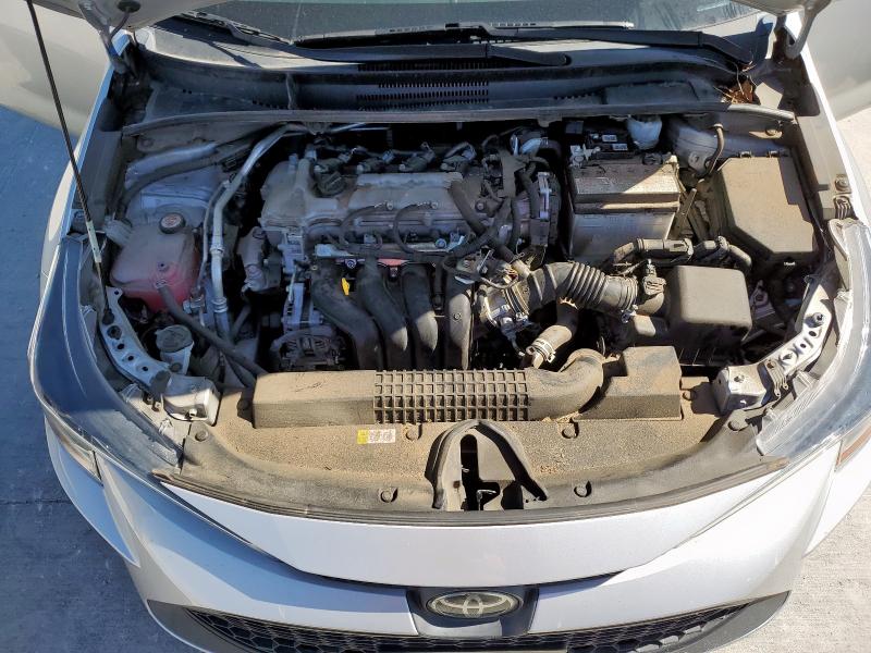 5YFEPMAE1NP378697 - 2022 TOYOTA COROLLA LE SILVER photo 11