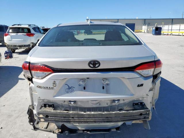 5YFEPMAE1NP378697 - 2022 TOYOTA COROLLA LE SILVER photo 6