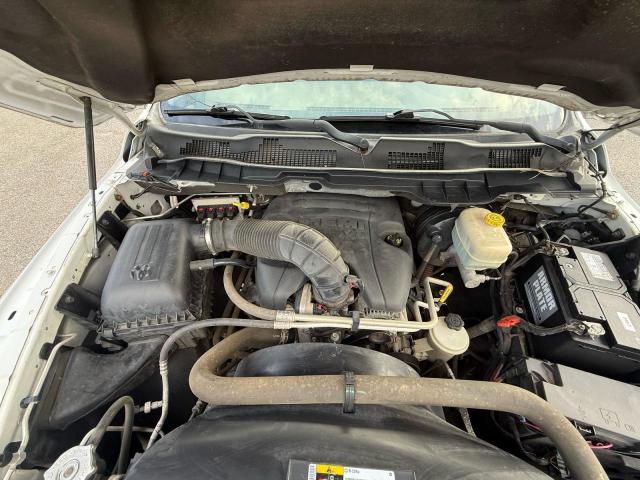 3C6LD4AT3CG317568 - 2012 DODGE RAM 2500 ST WHITE photo 14