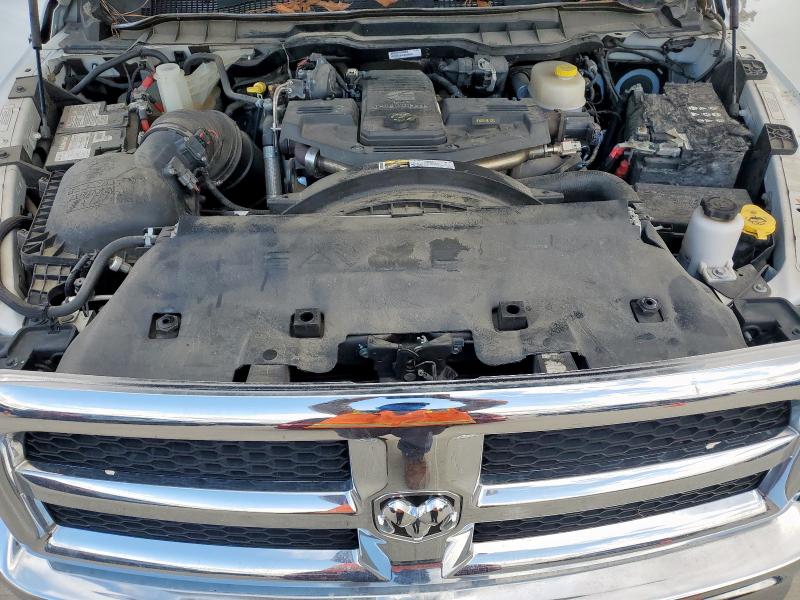 3C6UR5DL4HG776395 - 2017 RAM 2500 SLT WHITE photo 11