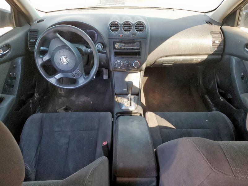 1N4AL2AP3BC174963 - 2011 NISSAN ALTIMA BASE SILVER photo 8