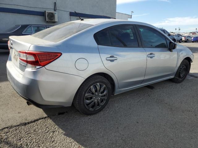 4S3GKAA60J3621269 - 2018 SUBARU IMPREZA ვერცხლისფერი ფოტო 3