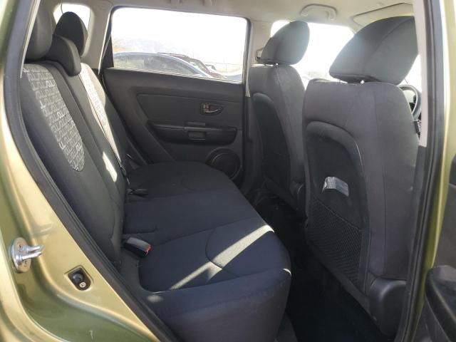 KNDJT2A29B7286044 - 2011 KIA SOUL + GREEN photo 10