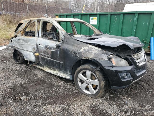 4JGBB8GB3BA703125 - 2011 MERCEDES-BENZ ML 350 4MATIC BLACK photo 4