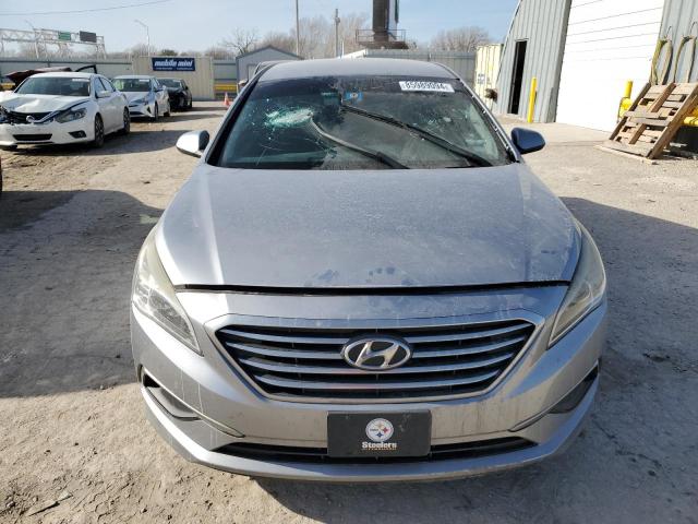 5NPE24AF7GH303655 - 2016 HYUNDAI SONATA SE SILVER photo 5