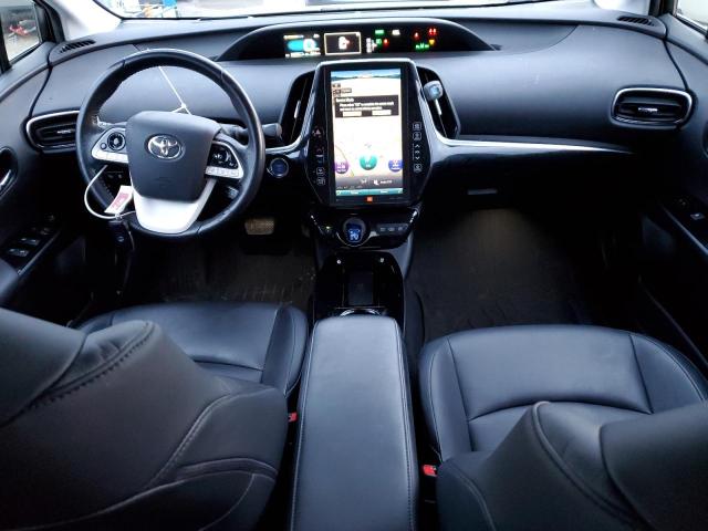 JTDKARFP6H3057389 - 2017 TOYOTA PRIUS PRIM SILVER photo 8