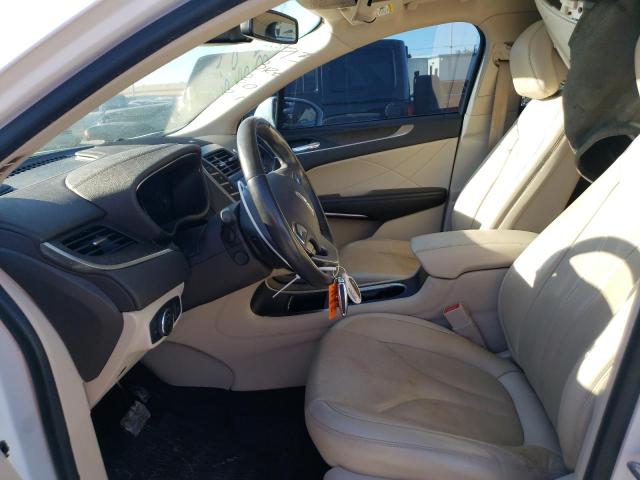 5LMCJ3C92KUL50675 - 2019 LINCOLN MKC RESERVE أبيض صورة 7