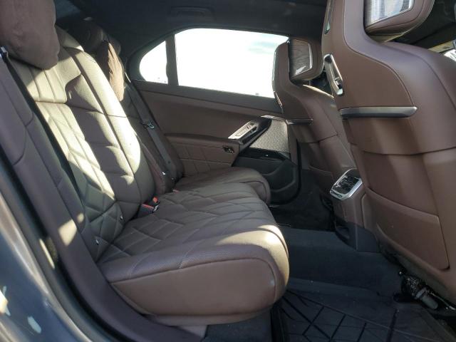 WBY53EJ07RCP22309 - 2024 BMW I7 XDRIVE60 Schwarz Foto 10