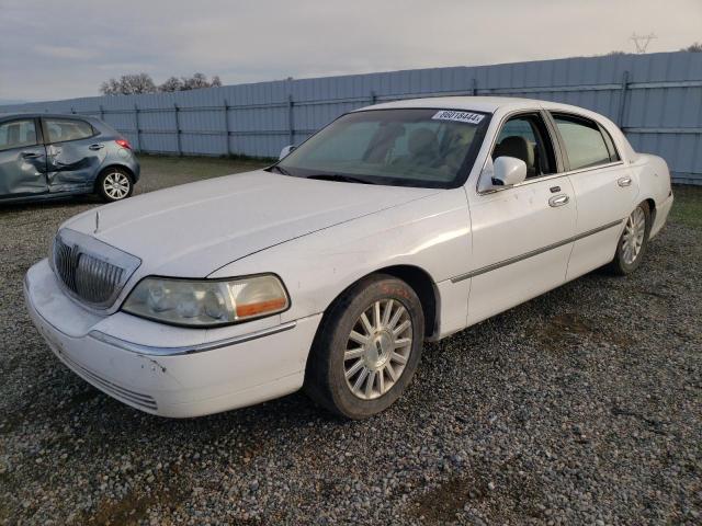 1LNHM81W33Y664125 - 2003 LINCOLN TOWN CAR EXECUTIVE Weiß Foto 1