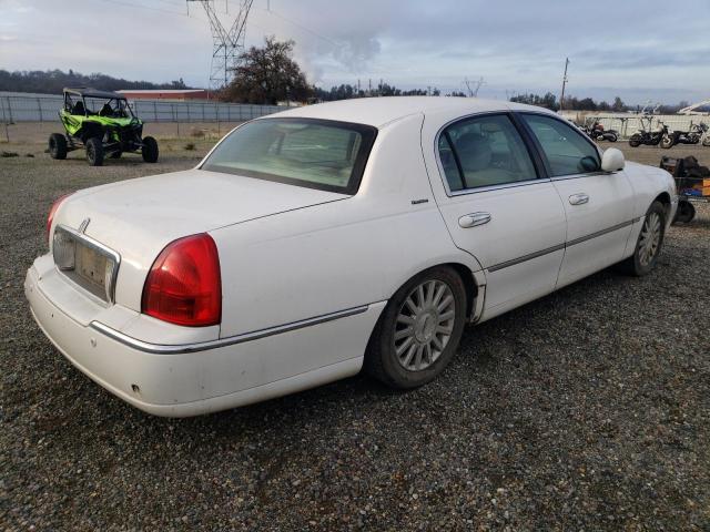 1LNHM81W33Y664125 - 2003 LINCOLN TOWN CAR EXECUTIVE Weiß Foto 3