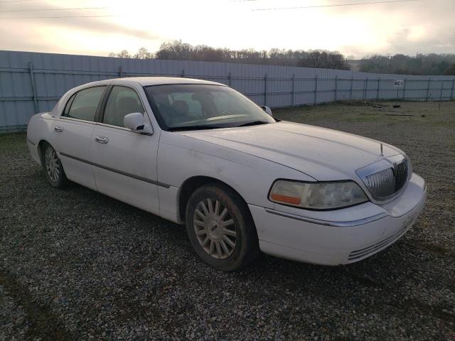 1LNHM81W33Y664125 - 2003 LINCOLN TOWN CAR EXECUTIVE Weiß Foto 4