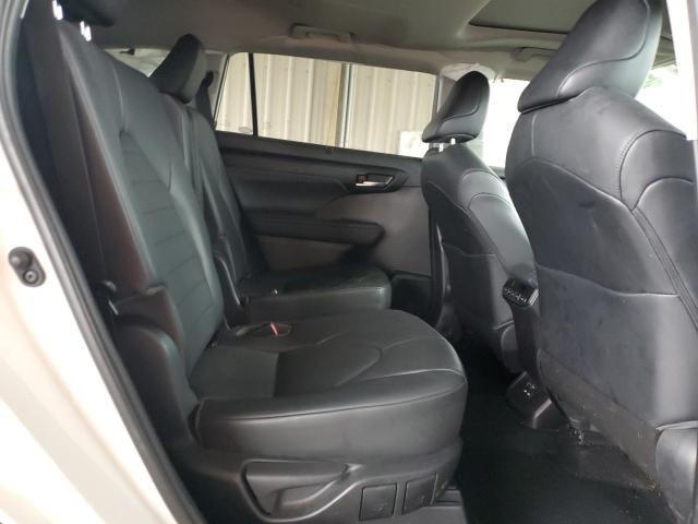 5TDGZRAH4LS019925 - 2020 TOYOTA HIGHLANDER XLE WHITE photo 11