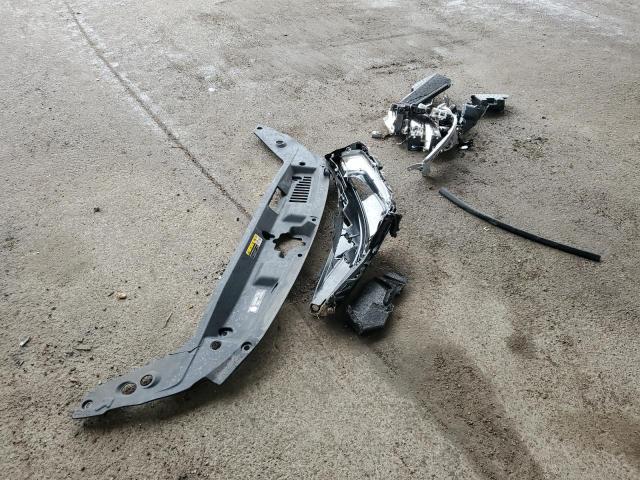 5TDGZRAH4LS019925 - 2020 TOYOTA HIGHLANDER XLE WHITE photo 13