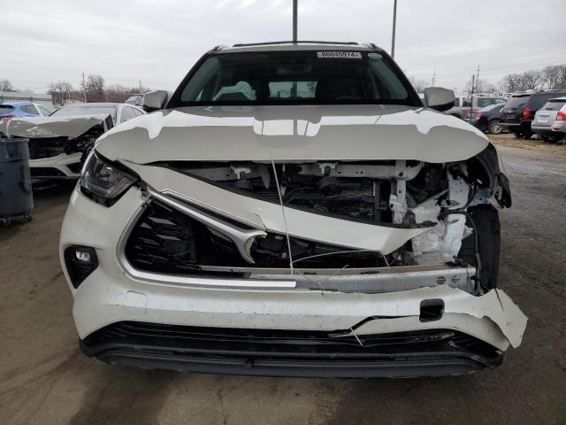 5TDGZRAH4LS019925 - 2020 TOYOTA HIGHLANDER XLE WHITE photo 5