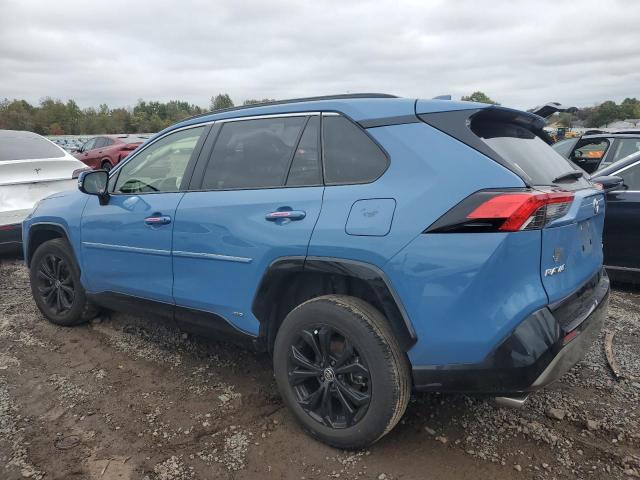 JTM16RFV7PD079762 - 2023 TOYOTA RAV4 SE Blau Foto 2