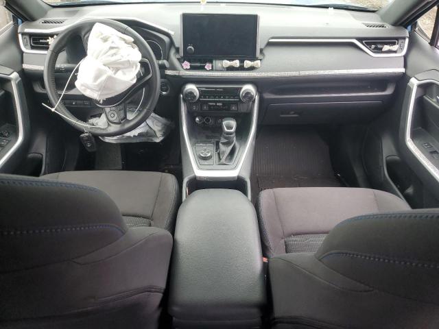 JTM16RFV7PD079762 - 2023 TOYOTA RAV4 SE Blau Foto 8