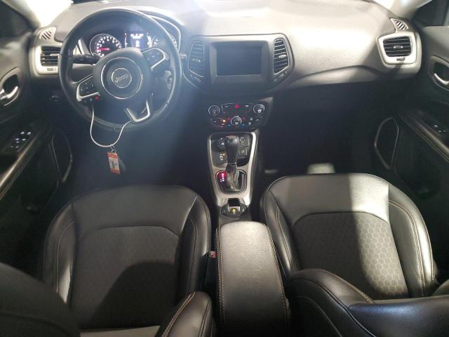 3C4NJDBB7KT741180 - 2019 JEEP COMPASS LATITUDE Сірий фото 8