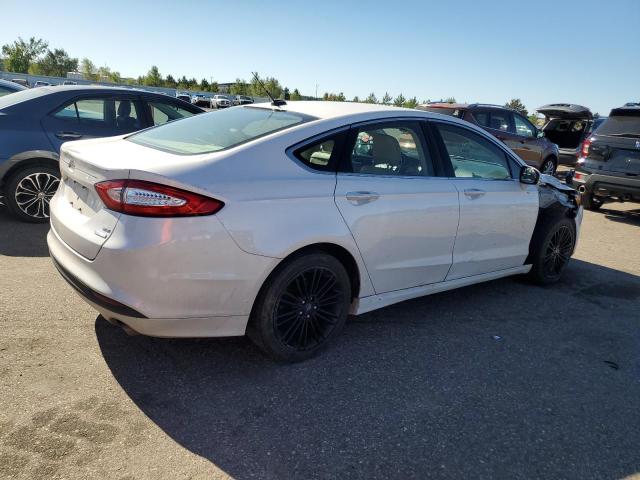 3FA6P0HR4DR266772 - 2013 FORD FUSION SE WHITE photo 3