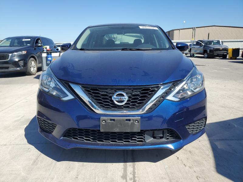 3N1AB7AP0JY345946 - 2018 NISSAN SENTRA S 蓝色 照片 5