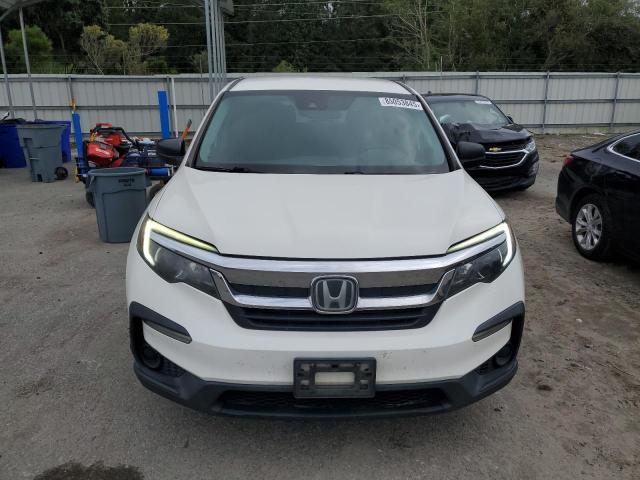 5FNYF5H15KB037187 - 2019 HONDA PILOT LX WHITE photo 5