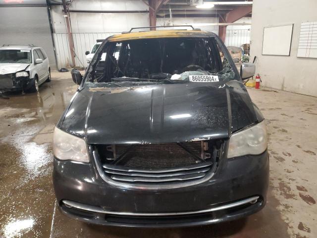 2C4RC1CG9DR805939 - 2013 CHRYSLER TOWN & COU TOURING L BLACK photo 5