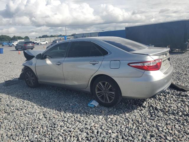 4T1BF1FK1HU656259 - 2017 TOYOTA CAMRY LE SILVER photo 2