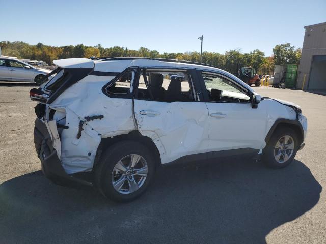 2T3W1RFV9SC330301 - 2025 TOYOTA RAV4 XLE WHITE photo 3