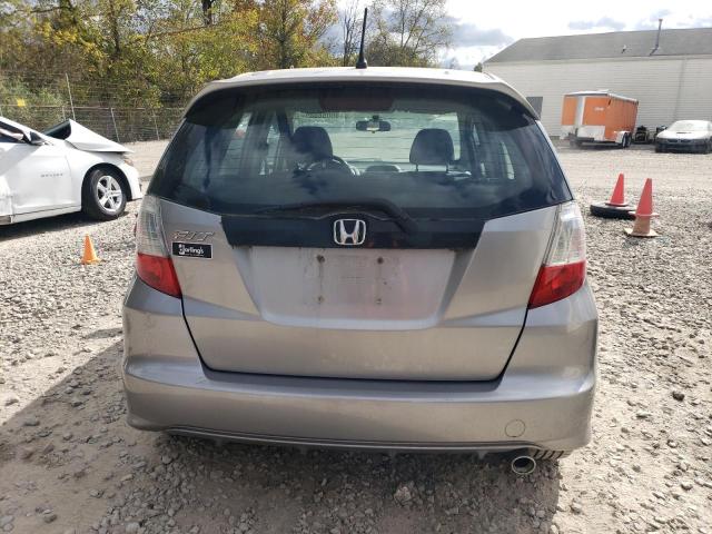 JHMGE8H44AS027549 - 2010 HONDA FIT SPORT 银色 照片 6